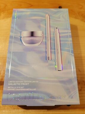 REM Beauty Limited Edituon Galactic Frost Metallic Eye Set New In Box